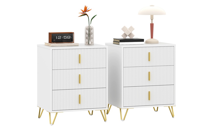 Image 2: HOMCOM Three Drawer Chest of Drawers