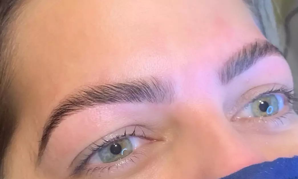Achieve Flawless Brows with Eyebrow Threading and Tinting