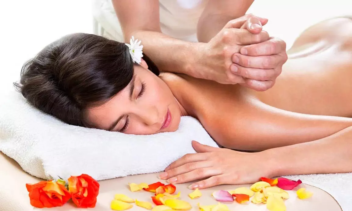 Masaje de 30, 60 y 90 minutos a elegir para 1 persona, con hasta un 71% de descuento - Primary Image