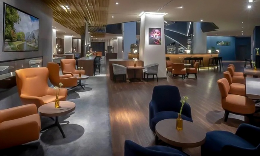 Image 10: Little Tokyo in Düsseldorf: 2-3 Nächte inkl. Frühstück & Spa