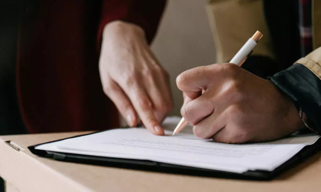 Get Up to Six Document Notarized (Mobile Service) at Iqq Trust (Up to 58%Off) - Primary Image