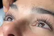 Lifting y tinte de pestañas con opción a laminado de cejas y tinte para 1 persona en Maykat - Image 7