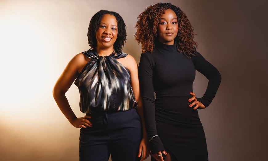 Image 9: Luxury Fashion Makeover & Professional Photoshoot Experience