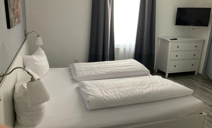 Image 9: Mosel: 2 oder 5 Nächte mit Halbpension, Prosecco und Weinprobe