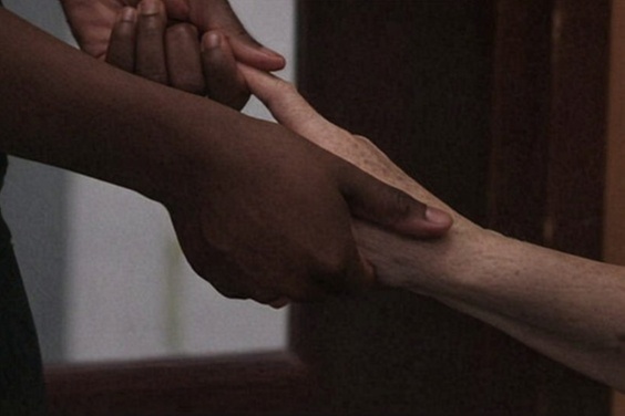 Therapeutic & Hot Stone Massages: Unwind with 60 or 90 Min Sessions