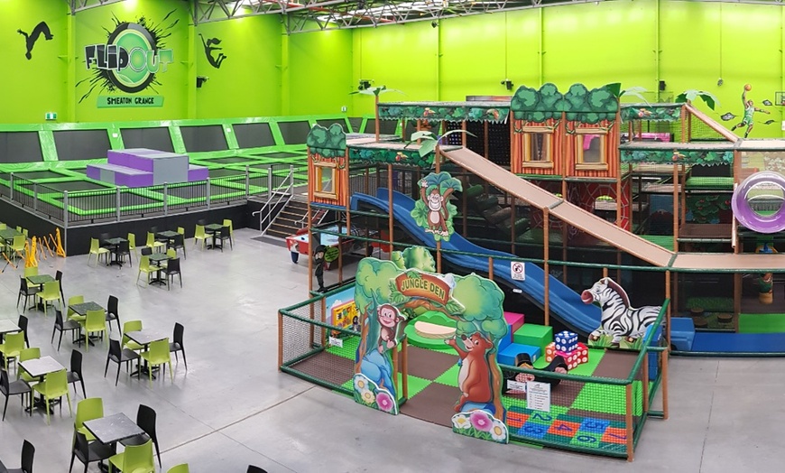 Image 4: One-Hour Trampoline Park Entry