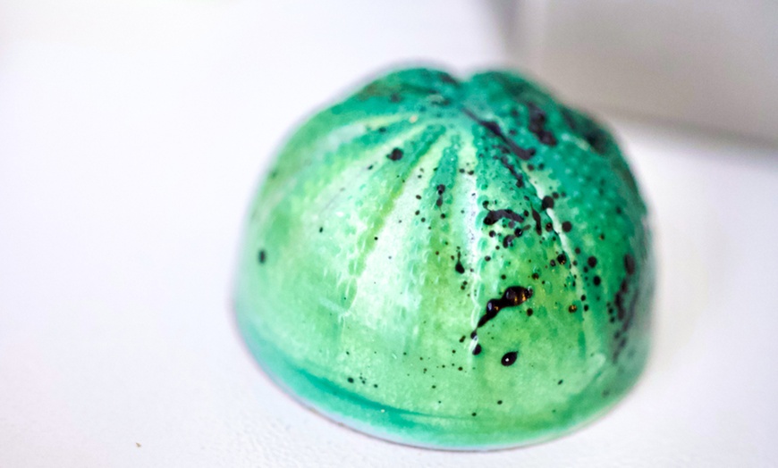 Image 8: Deluxe Pralinen-Adventskalender von Fanny's Manufaktur inkl. Versand