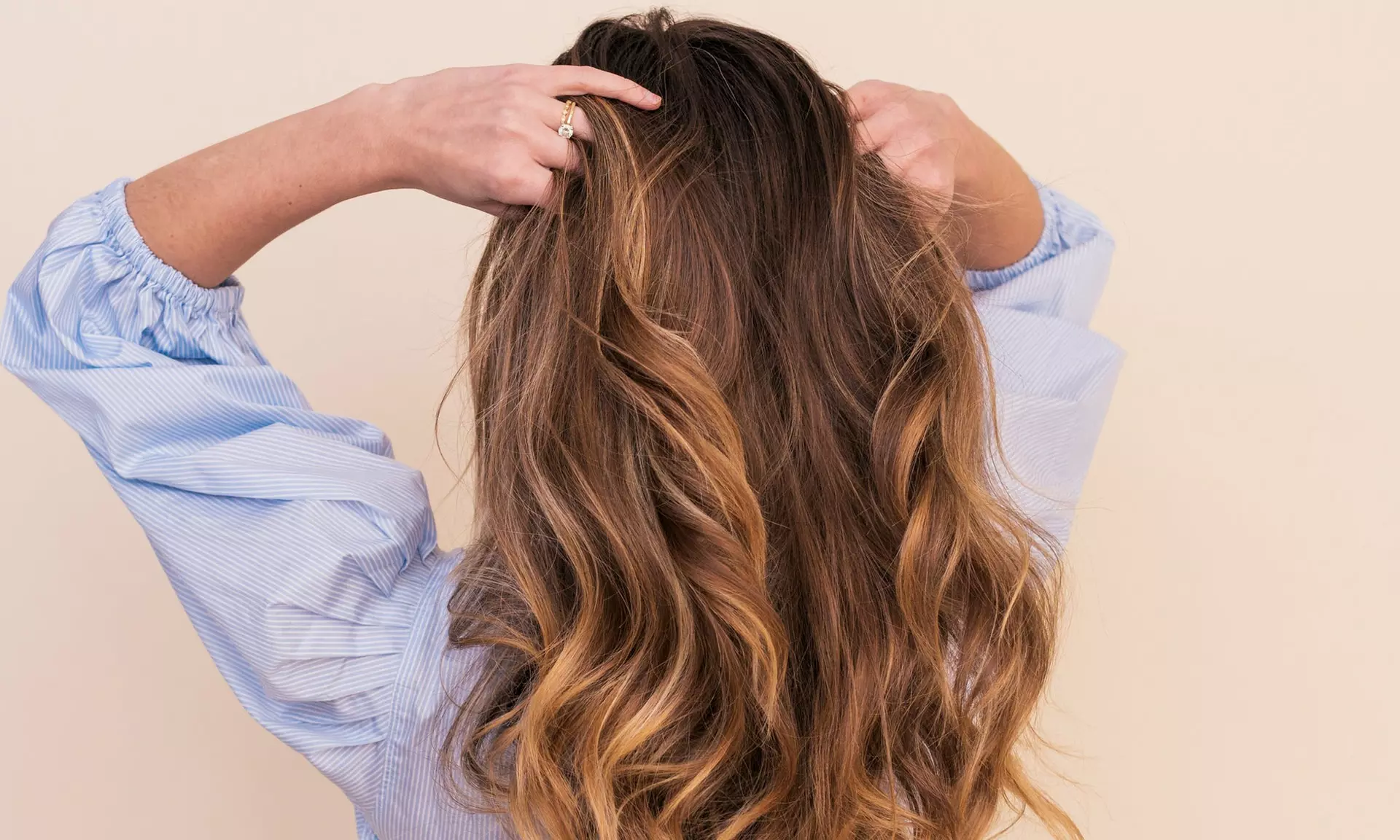 45 Min. Microneedling Gesichtsbehandlung mit Luxus Caviar für 1 Person