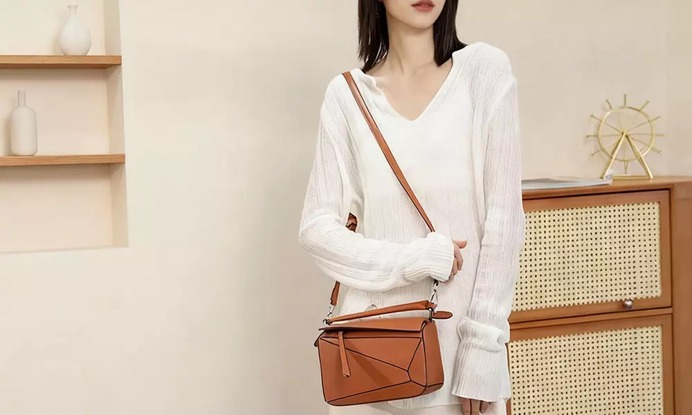 Solid Colour Geometric Crossbody Bag