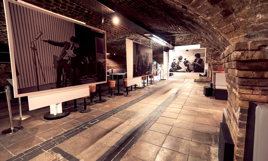 Image 4: Rolling Stones UNSEEN London Exhibition + Wine/Beer -100 Rare Photos