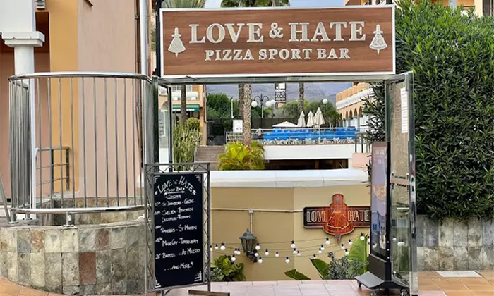 Menú de hamburguesa o pizza Love & Hate para 2 o 4