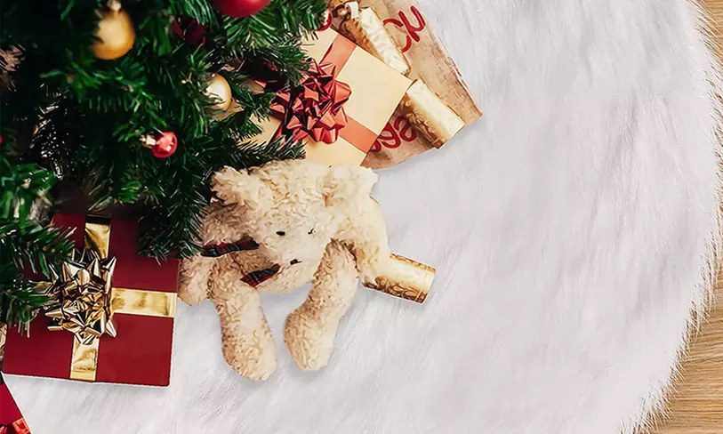 Christmas Tree Skirts & Hanging Ornaments - Fun & Decorative for Christmas