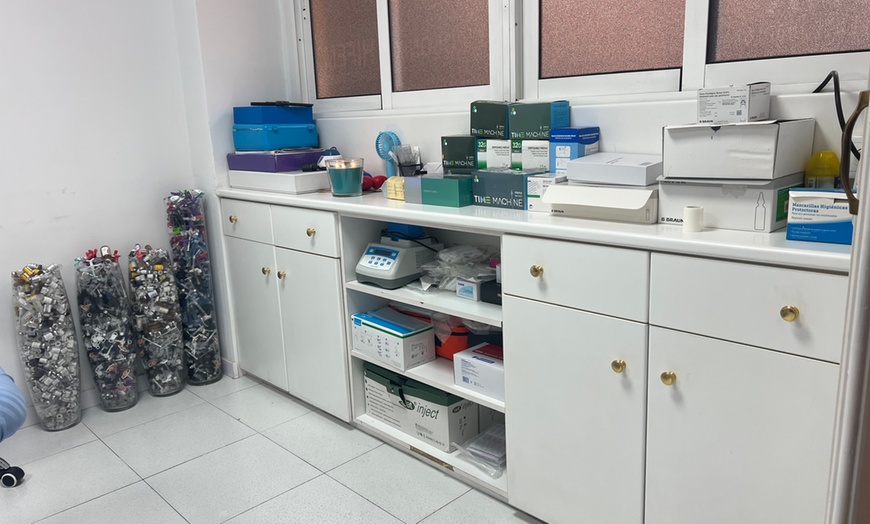 Image 11: 5 o 10 sesiones de mesoterapia médica inyectada en una zona a elegir 