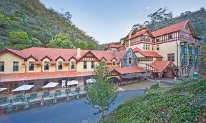 Jenolan Caves: Escape with Cave Tour