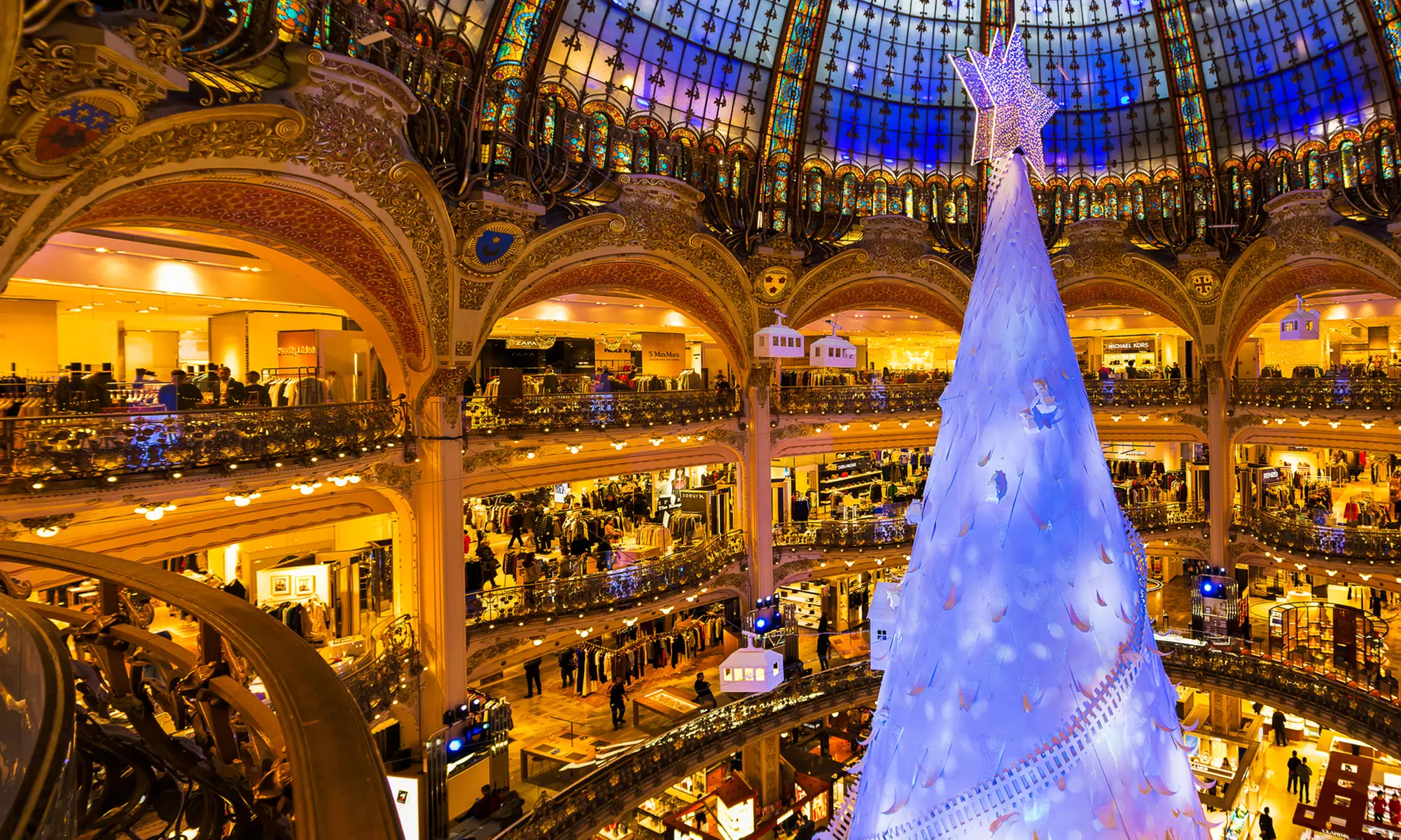 ✈ 8-Day London & Paris Christmas Getaway with Air – Weekender Breaks
