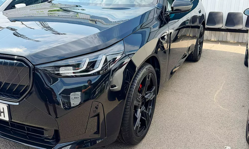 1, 2 o 4 lavados para coche con opción a tratamiento hidrofóbico y más