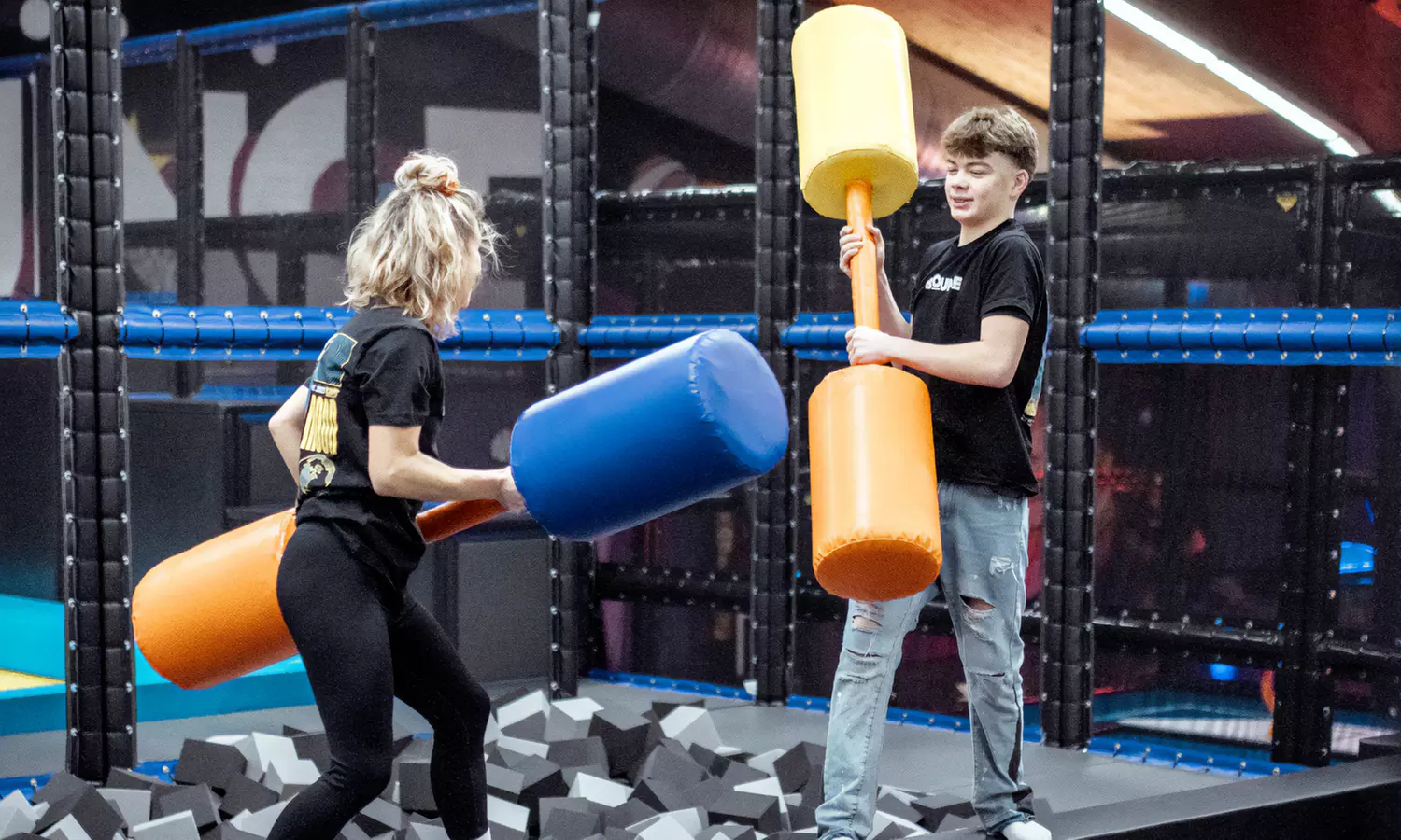 180 Min. Sprungzeit - Erlebe Action pur im BOUNCE Trampolin & Funpark
