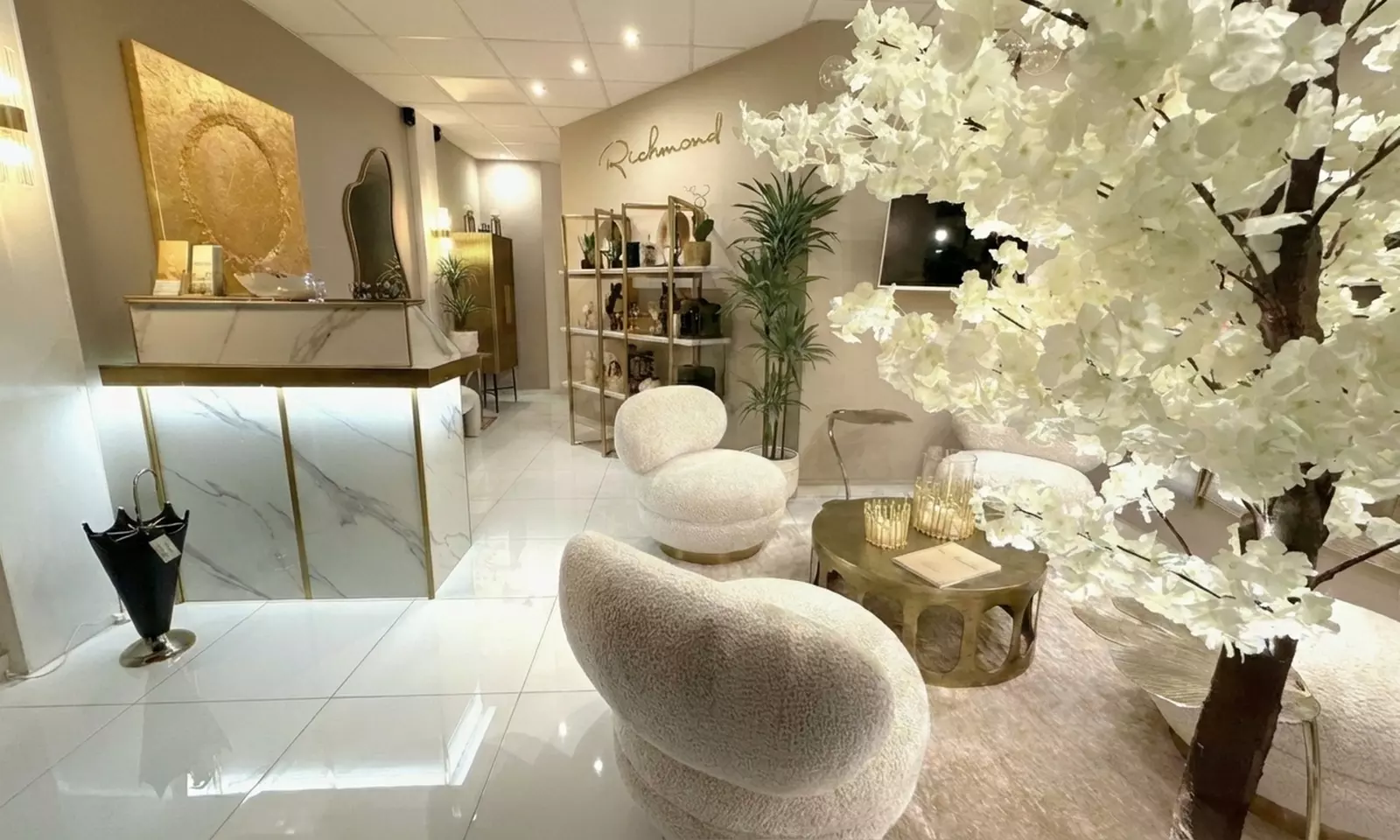 60 Min. Pure Relax Head-Spa-Erlebnis für 1 Person