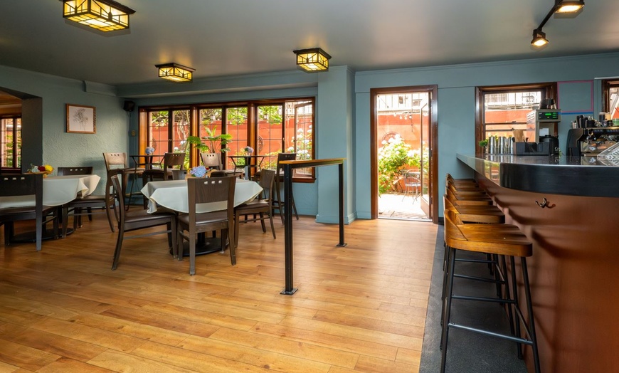 Image 10: Classic Comfort and Skyline Views in Seattle's First Hill District
