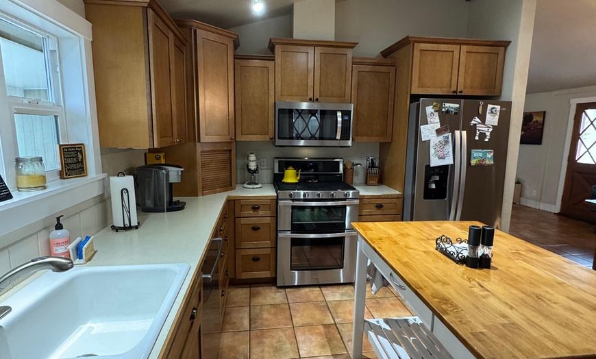 Image 6: Up to 20% Off on House / Room Cleaning at Loryssa Cleans LLC