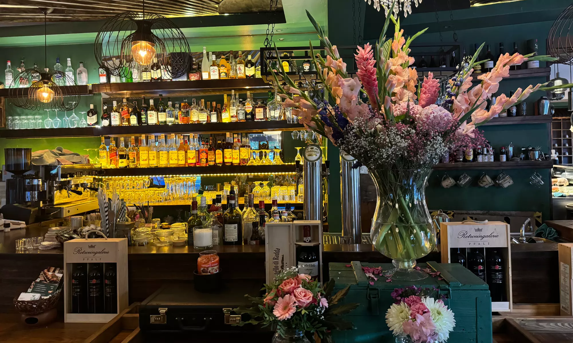 Authentische asiatische Küche: Hotpot für 2 oder 4 Personen