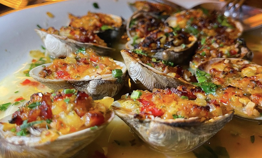 Image 5: 3-Course Italian Seafood Dinner with Wine or Beer for 2 or 4