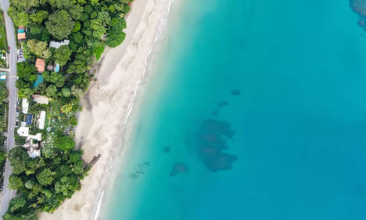 ✈ 5-Night Luxe Costa Rica Beach & City Trip with Air & Car