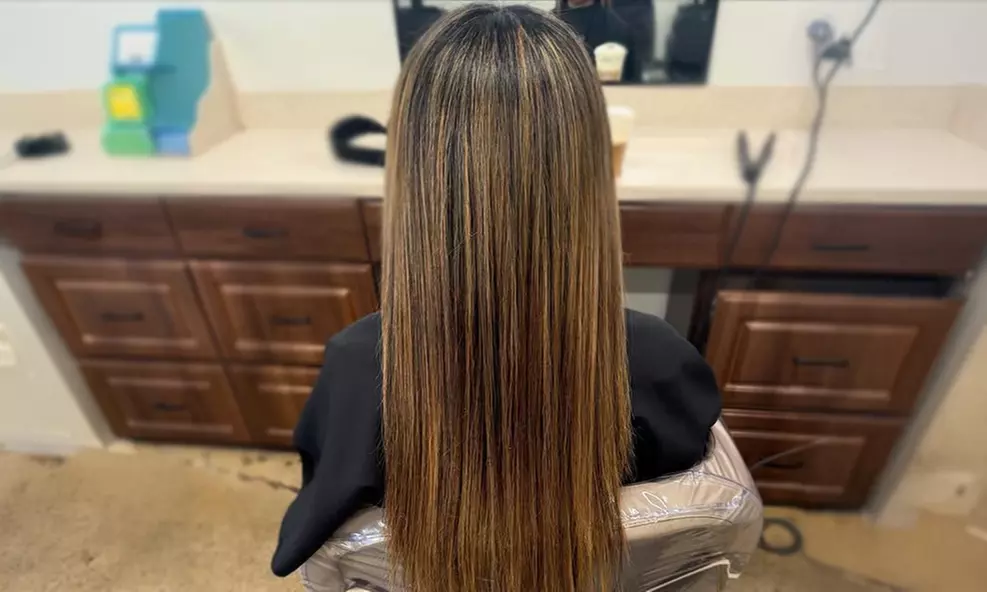 Get Partial Highlight, Root touch  or  All over color (1 Single Color)