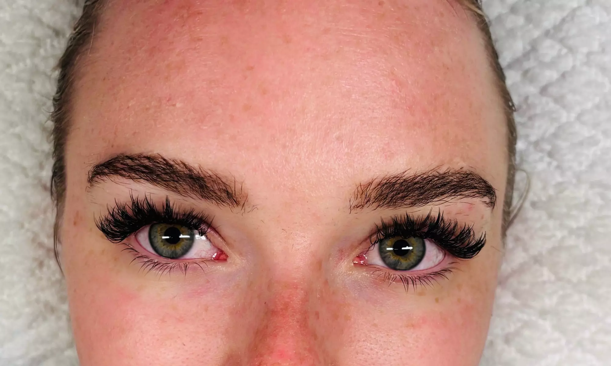 Classic or Hybrid Full Set Eyelash Extensions with Fill-In Option