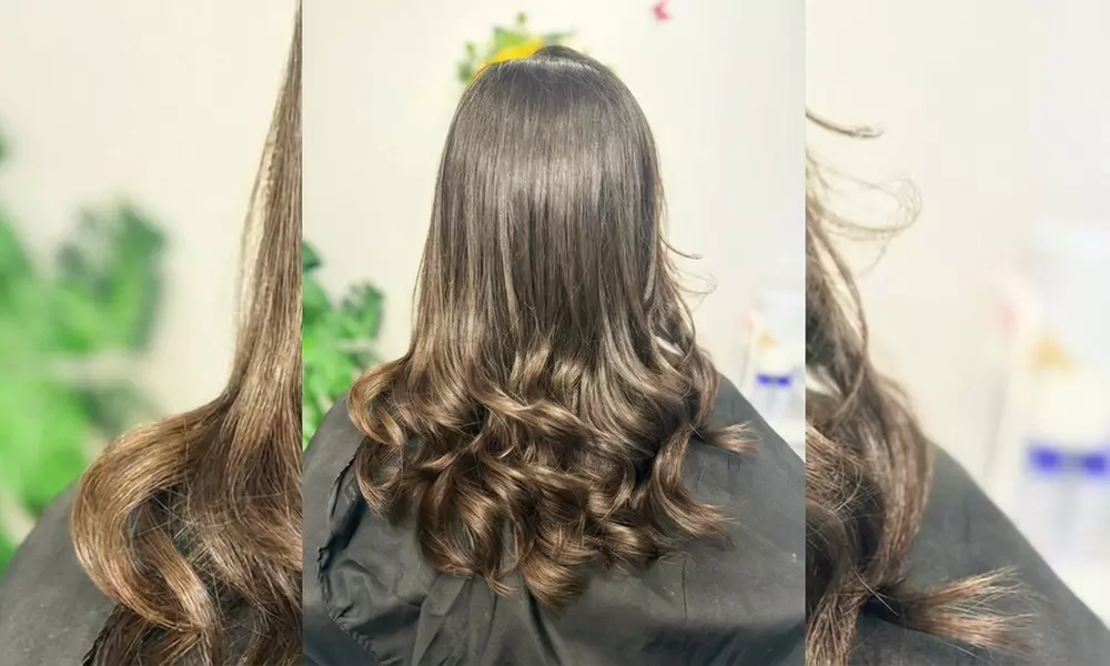 Get Wash, Cut, & Blow Dry w Optional Root Colour, or Full Head Colour!