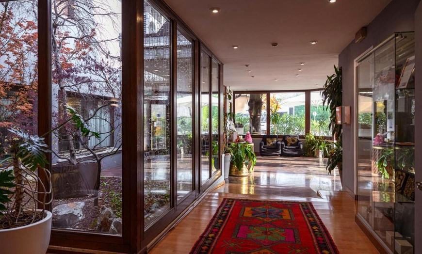 Image 2: Treviso: soggiorno con colazione o cena e drink di benvenuto per 2