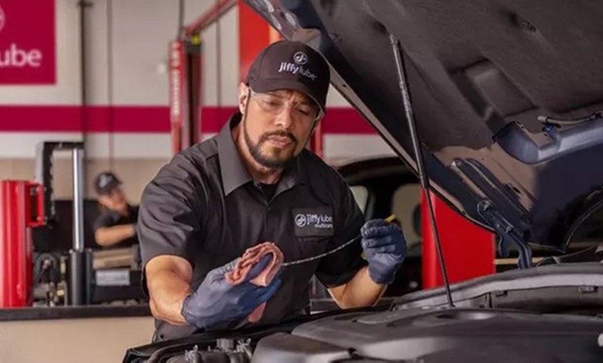 Image 4: 15 Minute Oil Change Service at Jiffy Lube