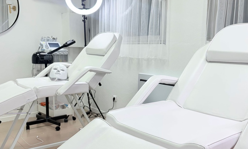 Image 2: 1 ou 2 séances de traitement hydrafacial avec Yellow Skin