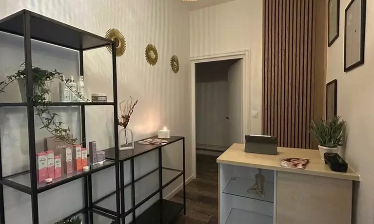 Massage relaxant ou soin visage expert d'1h ou d'1h30