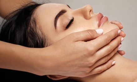 One Session 30 Minute Glow Skin Facial - Sona Bella Clinica