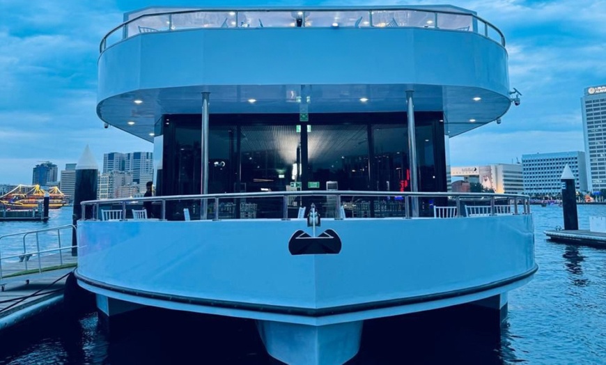 Image 2: Dubai Marina Dinner Dhow Cruise for Child (AED 129) & Adult (AED 149)