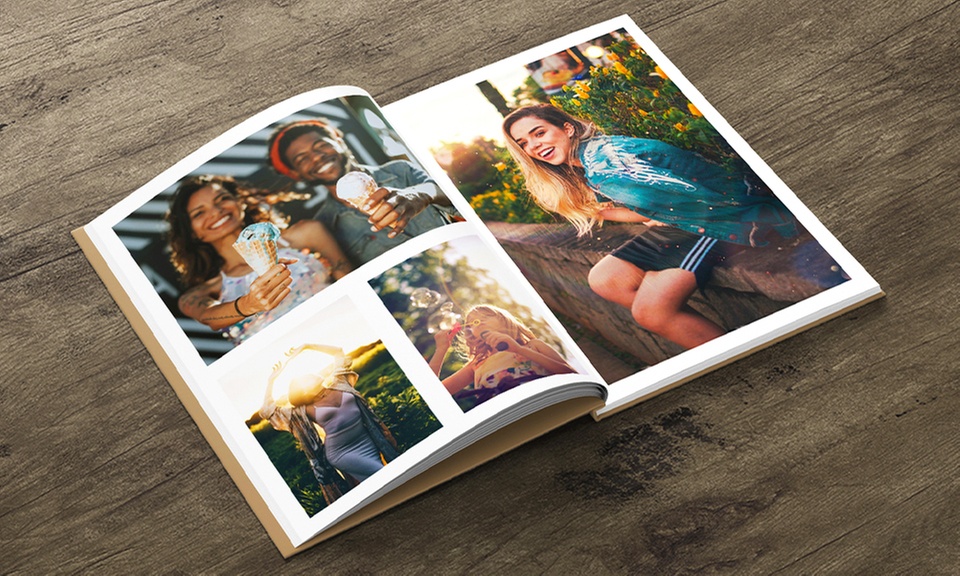 1 o 2 fotolibros personalizables en tamaño A5 con hasta 200 páginas