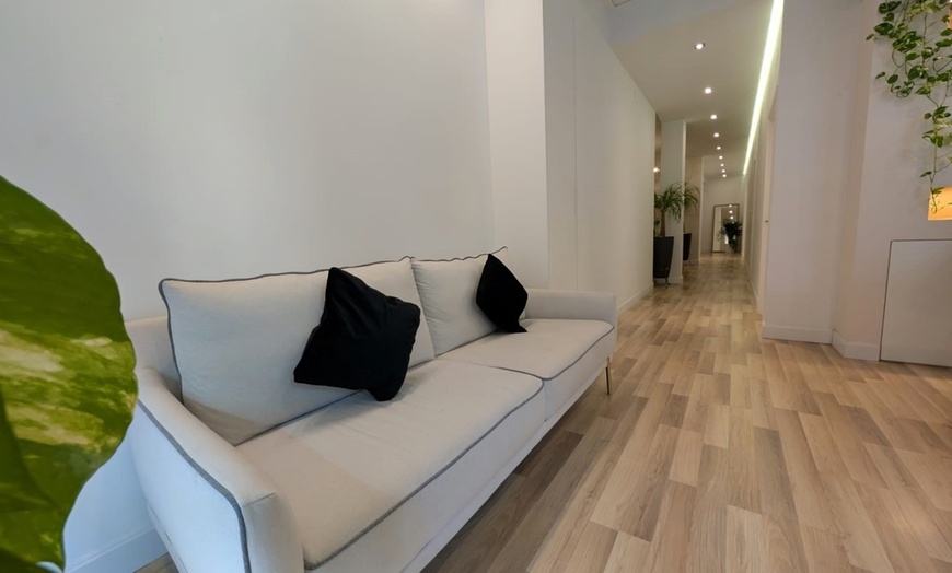 Image 6: Infiltración de 1 vial de relleno dérmico en labios