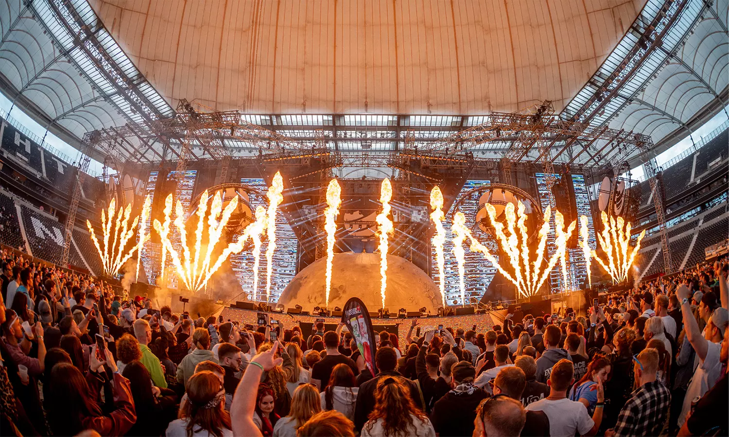 Wochenend- oder VIP-Ticket für WORLD CLUB DOME