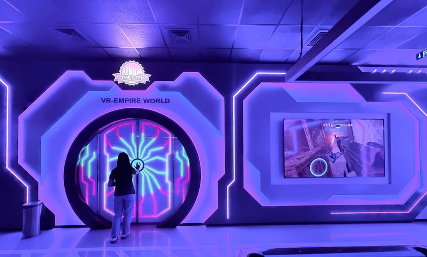 Image 2: Step Into Thrilling VR 360 Flight, SUper Glate or Arena For One or Two