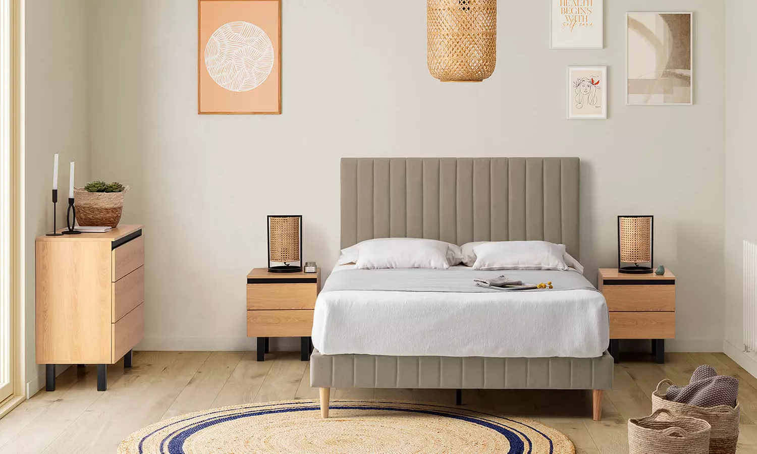 Gepolstertes Bettgestell „Eris“ mit Lattenrost