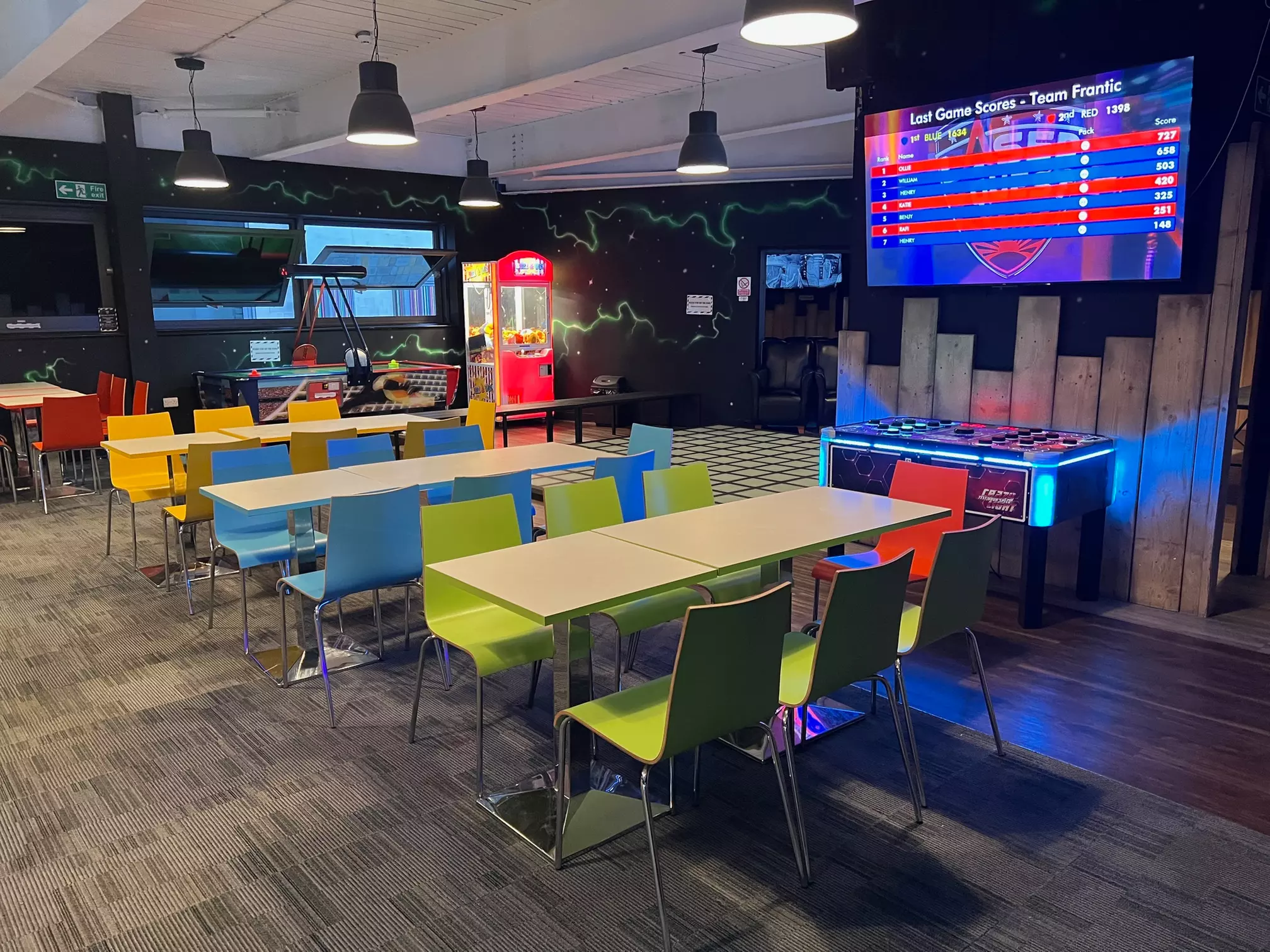 Interactive Virtual Reality Floor Experience in Milton Keynes