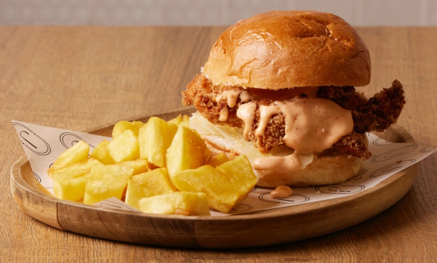 Image 4: Menú de raciones con bebida para 2 o 4 personas