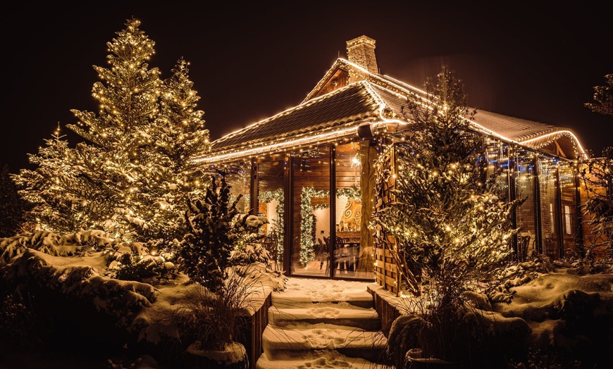 Image 2: Bałtów – Wioska Świętego Mikołaja: bilety rodzinne i indywidualne 