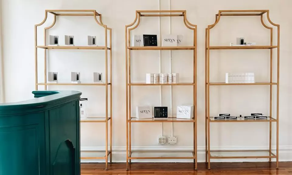 Classic Hybrid or Volume Eyelash Extensions w/w/o Two Week Fills