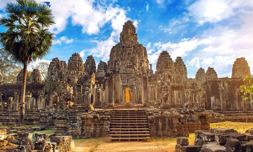 Image 2: Cambodian Discovery: Six-Night Tour with Meals