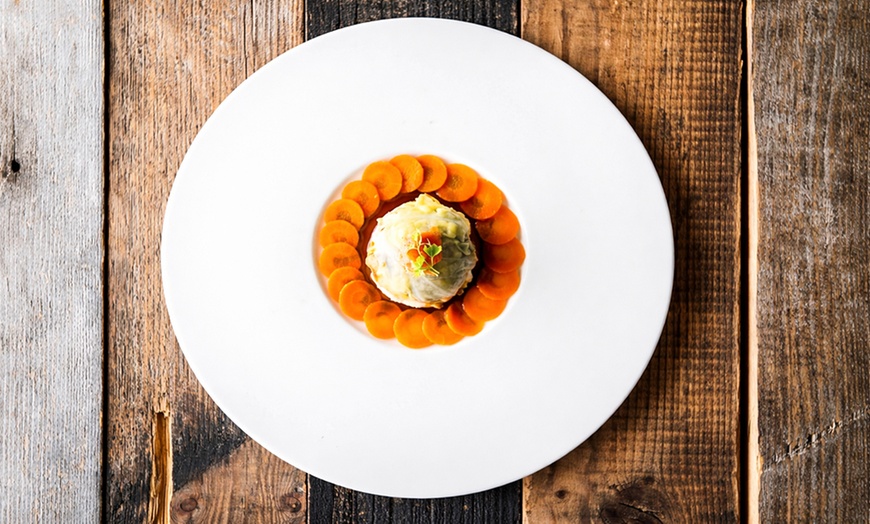 Image 5: Menu gourmand 7 services avec accords mets et vins en option au Tilia