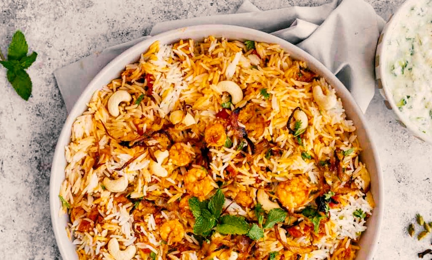 Image 3: Meal Combo with Appetizers, Entrées, Bread, Drinks & Dessert Options