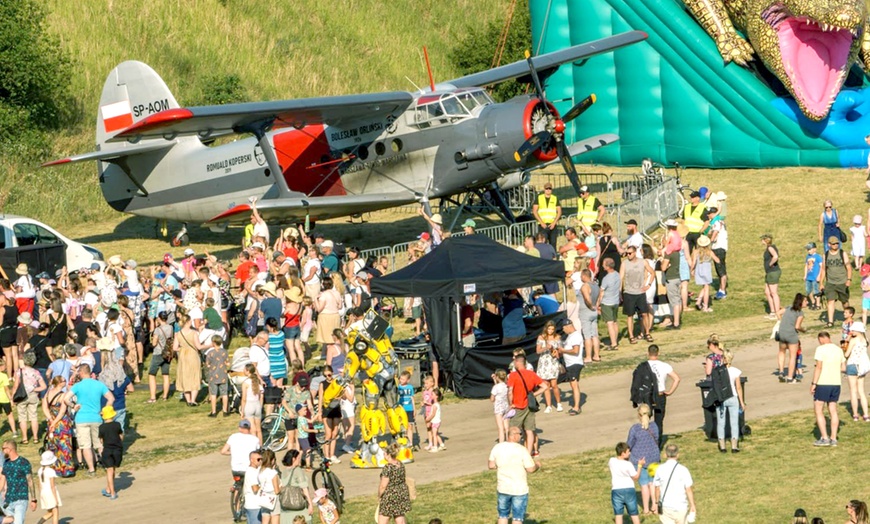 Image 3: Wstęp na Air Moto Show na płycie lotniska Aeroklubu Ziemi Pilskiej