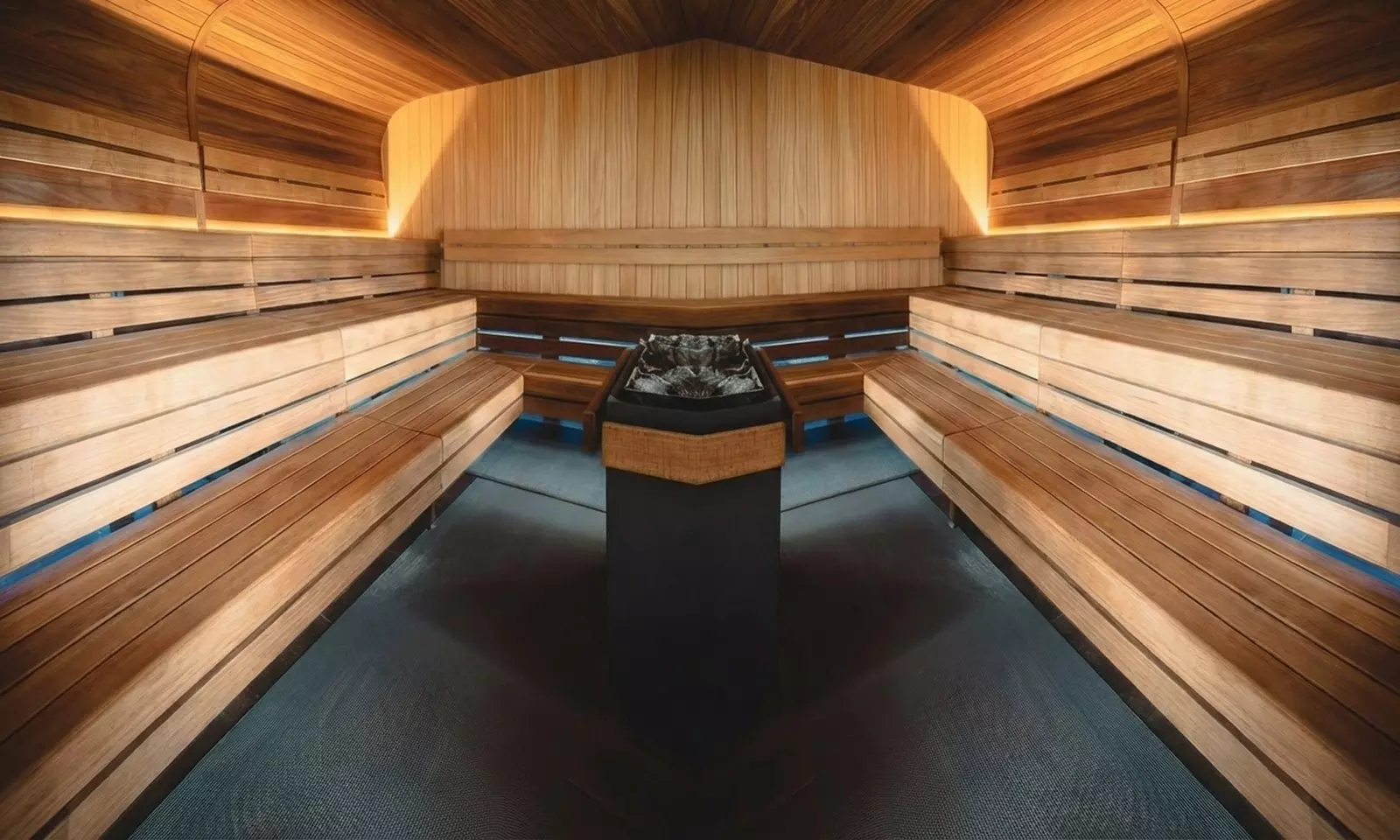 Dzień pełen spokoju: Całodniowe saunowanie i wybrany masaż